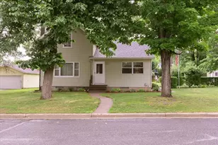 2216 3rd St, Menomonie, WI 54751 - Photo 46