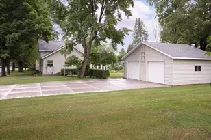 2216 3rd St, Menomonie, WI 54751 - Photo 6