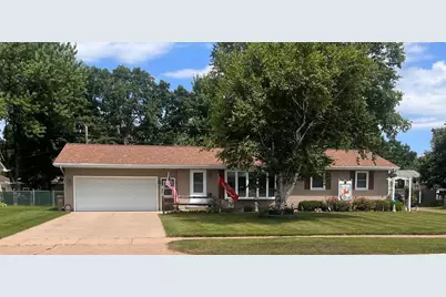 1820 Piedmont Road, Eau Claire, WI 54703 - Photo 1