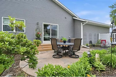 1715 E Clairemont Avenue, Eau Claire, WI 54701 - Photo 40