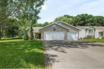 232 Lamans Lane, Eau Claire, WI 54703 - Photo 2