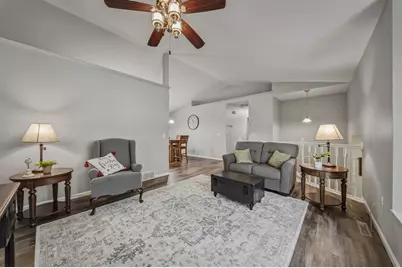 232 Lamans Lane, Eau Claire, WI 54703 - Photo 8