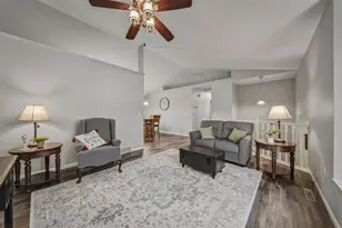 232 Lamans Ln, Eau Claire, WI 54703 - Photo 8