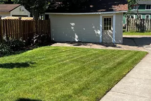 808 Dodge St, Eau Claire, WI 54701 - Photo 16