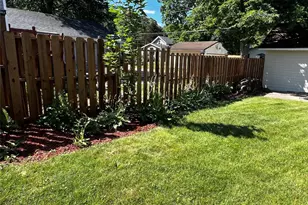 808 Dodge St, Eau Claire, WI 54701 - Photo 14