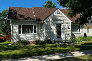 808 Dodge St, Eau Claire, WI 54701 - Photo 18