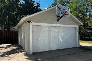 808 Dodge St, Eau Claire, WI 54701 - Photo 2