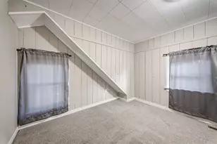 2446 Marquette St, Eau Claire, WI 54703 - Photo 24