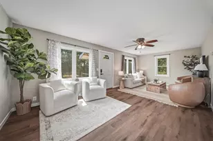 2446 Marquette St, Eau Claire, WI 54703 - Photo 18