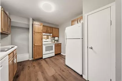 2446 Marquette Street, Eau Claire, WI 54703 - Photo 24