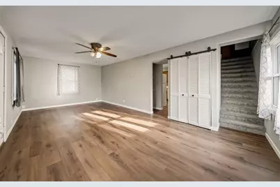 2446 Marquette Street, Eau Claire, WI 54703 - Photo 14
