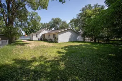 408 18th Avenue #1, Menomonie, WI 54751 - Photo 6