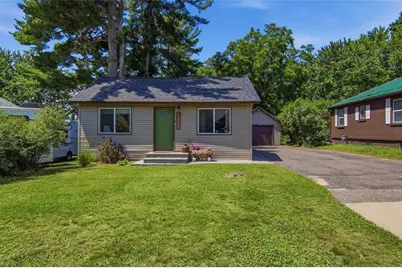 1110 Andover Avenue, Eau Claire, WI 54703 - Photo 2
