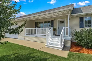 26240 W 3rd Ave, Eleva, WI 54738 - Photo 4