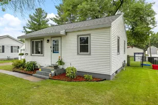 3228 Mars Ave, Eau Claire, WI 54703 - Photo 2