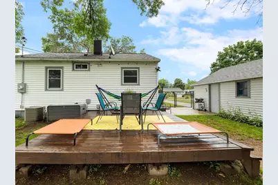 3228 Mars Avenue, Eau Claire, WI 54703 - Photo 8