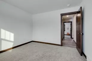9160 S 24th Ave, Eau Claire, WI 54703 - Photo 24