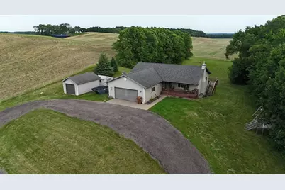 W2312 County Road T, Durand, WI 54736 - Photo 2