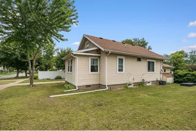 509 Fountain Street, Eau Claire, WI 54703 - Photo 4