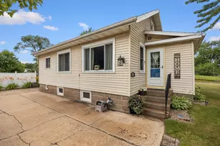 509 Fountain St, Eau Claire, WI 54703 - Photo 6