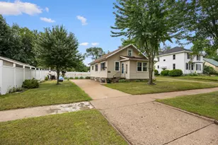 509 Fountain St, Eau Claire, WI 54703 - Photo 2