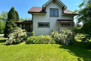 302 E 5th St, Superior, WI 54880 - Photo 2