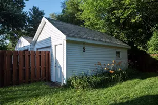 2531 6th St, Eau Claire, WI 54703 - Photo 32