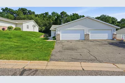 3622 Damon Street, Eau Claire, WI 54701 - Photo 2