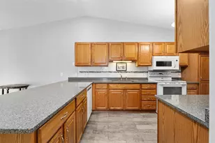 3622 Damon St, Eau Claire, WI 54701 - Photo 12