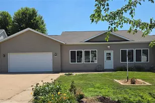 21423 Sheila Ln, Galesville, WI 54630 - Photo 2