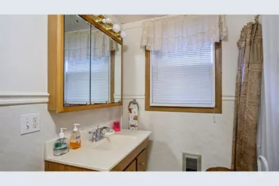 1107 S 2nd Street, Alma, WI 54610 - Photo 22