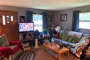 27 Park St, Barron, WI 54812 - Photo 4