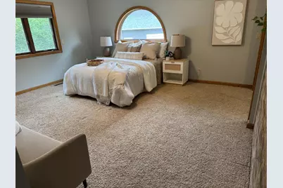 884 Windsor Forest Drive, Altoona, WI 54720 - Photo 12