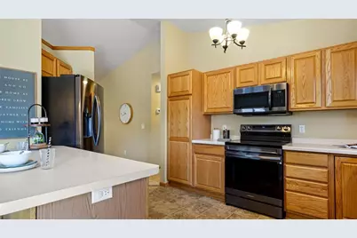 1811 Mitscher Avenue, Eau Claire, WI 54701 - Photo 12