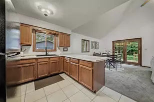 1120 Bauer Ave, Eau Claire, WI 54703 - Photo 20