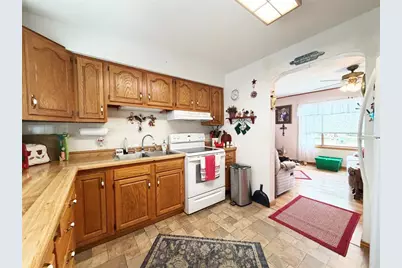 610 W Poplar Avenue, Cameron, WI 54822 - Photo 6