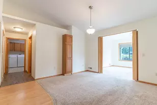 4530 E Robin Meadows Ln, Eau Claire, WI 54701 - Photo 8