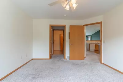 4530 E Robin Meadows Lane, Eau Claire, WI 54701 - Photo 14