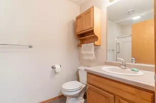 4530 E Robin Meadows Ln, Eau Claire, WI 54701 - Photo 12