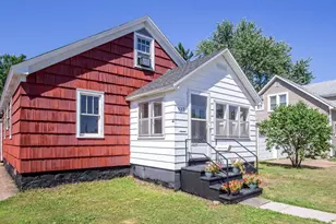 520 W Cedar St, Chippewa Falls, WI 54729 - Photo 2