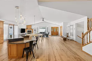 609 Walter St, Spooner, WI 54801 - Photo 8