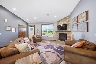 911 67th Ave, Hudson, WI 54016 - Photo 10
