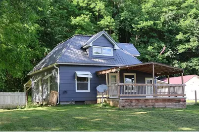115 4th Avenue, Cashton, WI 54619 - Photo 2