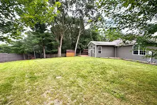 718 Farr Ct, Eau Claire, WI 54701 - Photo 12