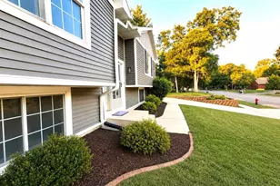 718 Farr Ct, Eau Claire, WI 54701 - Photo 4