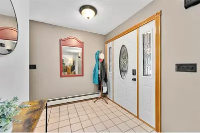 604 Manor Court, Altoona, WI 54720 - Photo 8