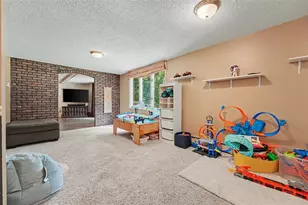 604 Manor Ct, Altoona, WI 54720 - Photo 38