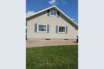 418 E School Street, Thorp, WI 54777 - Photo 2