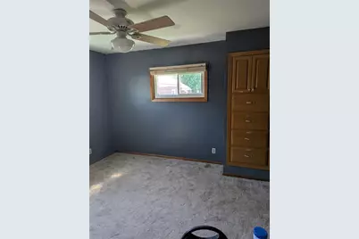 418 E School Street, Thorp, WI 54777 - Photo 8
