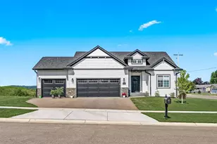 803 S White St, Fall Creek, WI 54742 - Photo 2